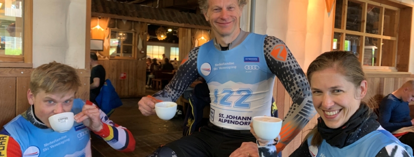 MRD-ers aan de koffie na de verkenning van de slalom SMN Cup